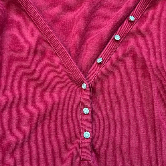 Guess Ribbed Henley Top - Picture 3 of 6
